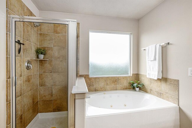 Building Photo - 25227 Ginger Ranch Dr