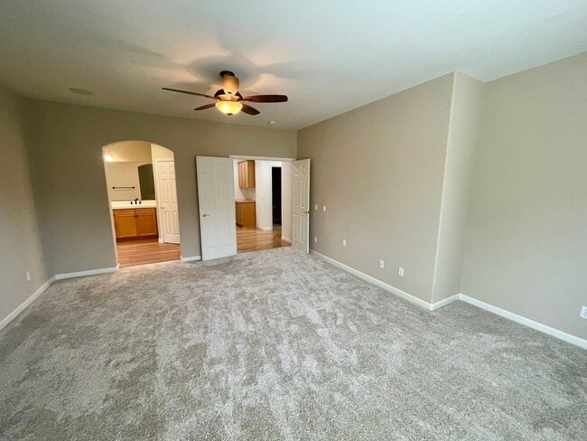 Building Photo - Beautiful Home in ArrowCreek!