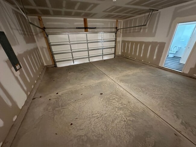 Building Photo - BRAND NEW CONSTRUCTION RENTAL IN THE MEADO...