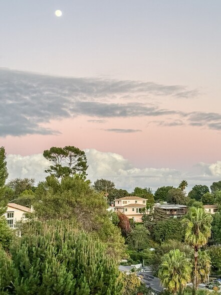 Building Photo - 974 Nordica Dr