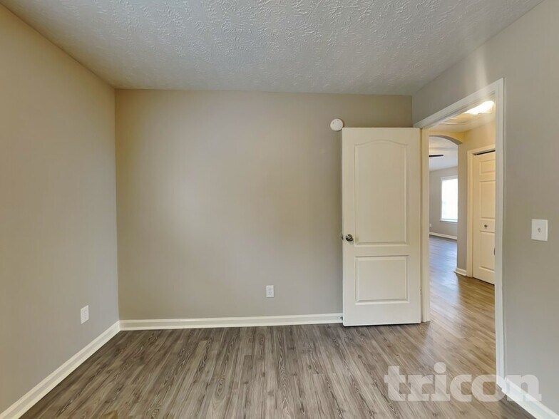 Building Photo - 1029 Sky Valley Trail