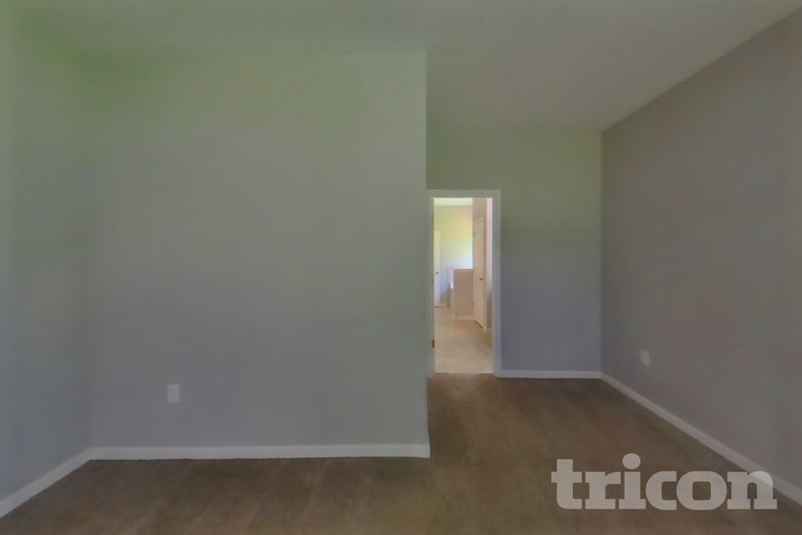 Building Photo - 831 Ellyson Dr
