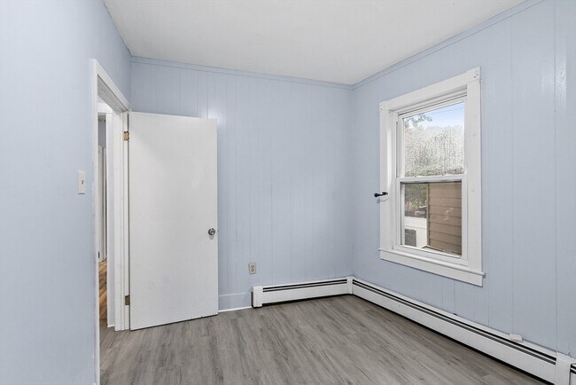 Building Photo - 27-29 Chadwick St