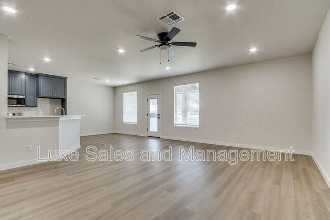 Building Photo - 8305 NW 163rd Ter