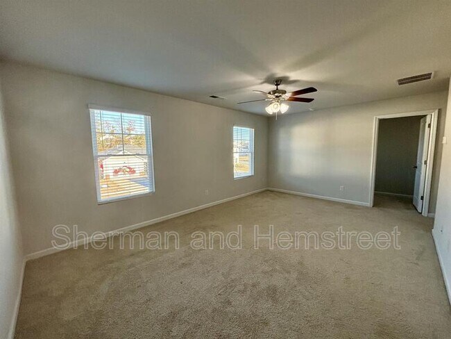 Building Photo - 248 Expedition Dr