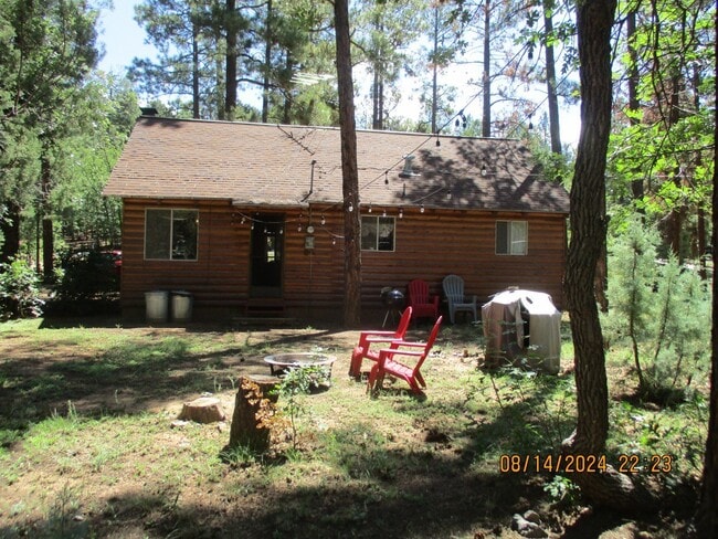 Building Photo - 622 S Cottontail Lane Pinetop, AZ 85935