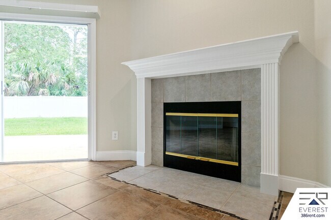 Building Photo - 24 Pittwick Ln