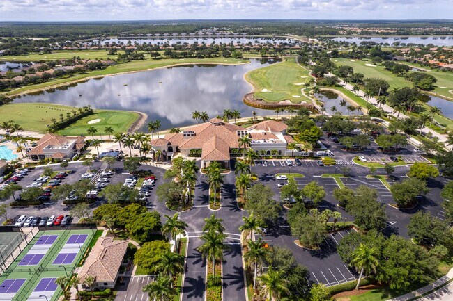 Building Photo - ** HERITAGE BAY ** 2 BED / 2 BATH - CONDO - GOLF MEMBERSHIP - ANNUAL OR SHORT TERM RENTAL