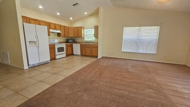 Building Photo - 5549 W Oak Park Blvd