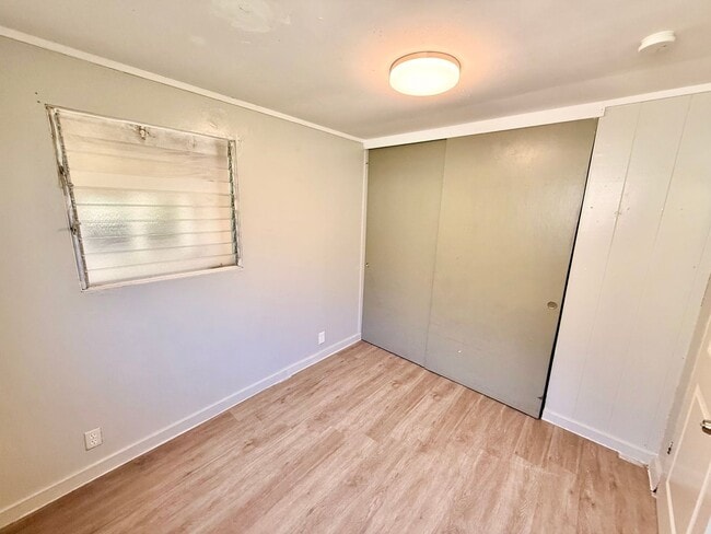 Building Photo - 3 Bedroom / 1 Bath House in Wailuku for rent!