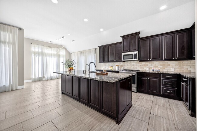 Building Photo - 5126 Jibe Ho Ln