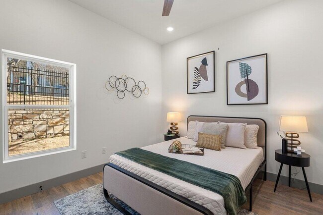 Building Photo - 2450 Wickersham Ln