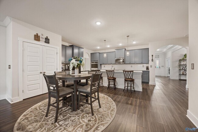 Building Photo - 145 Chesire Cv Ln