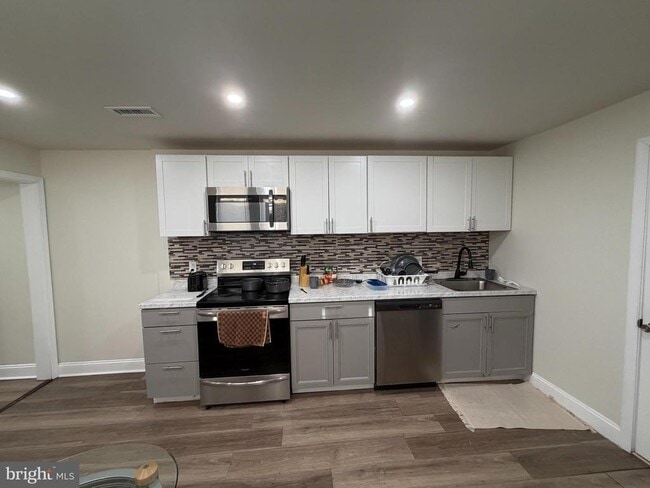 Building Photo - 5933 Ogontz Ave