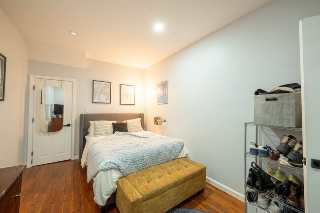 Building Photo - 40 Condict St