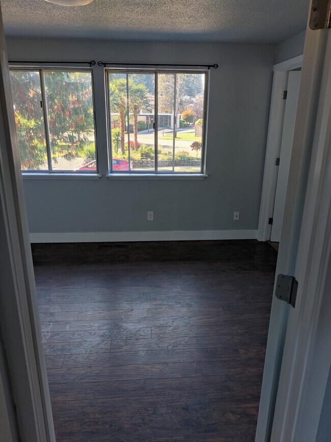 Building Photo - 403 CONTRA COSTA AVE
