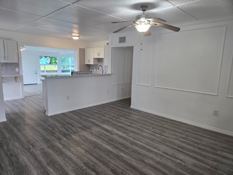 Building Photo - 545 Palmetto Dr