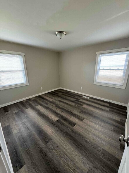 Building Photo - 12189 US Hwy 36