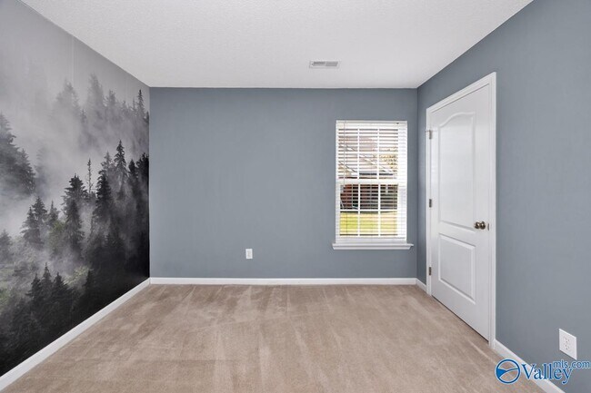 Building Photo - 247 De Jan Rd