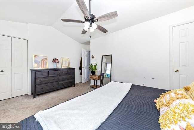 Building Photo - 6631 Beach Dr