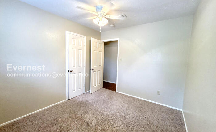 Building Photo - 9503 Martin Wood Ct