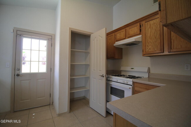 Building Photo - 14009 Robert Ituarte Dr