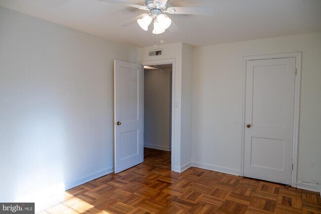 Building Photo - 6612 Wakefield Dr