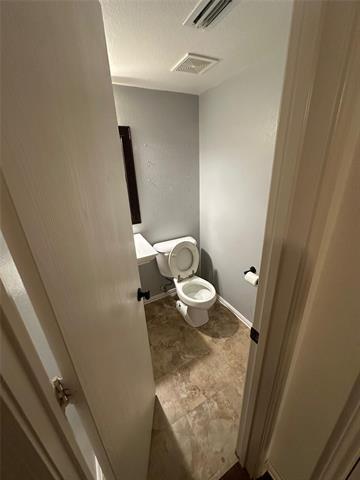 Building Photo - 9233 Cheswick Dr