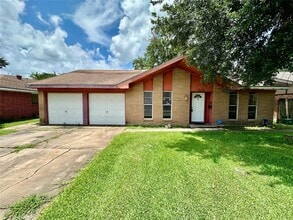 Building Photo - 1820 Aspen Ln