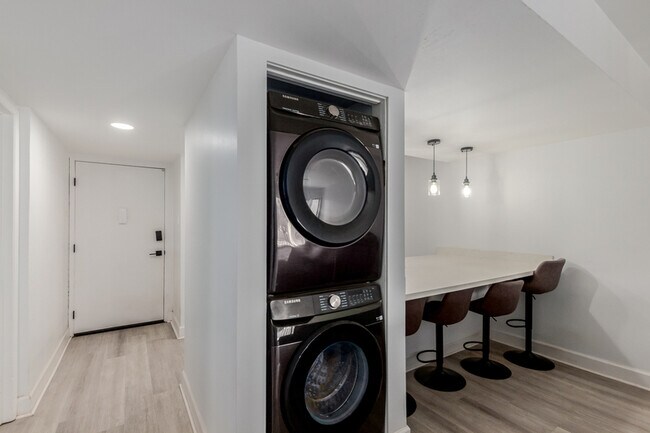 Building Photo - 3314 N 68th St