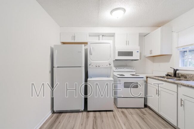 Building Photo - 1314 Boone St