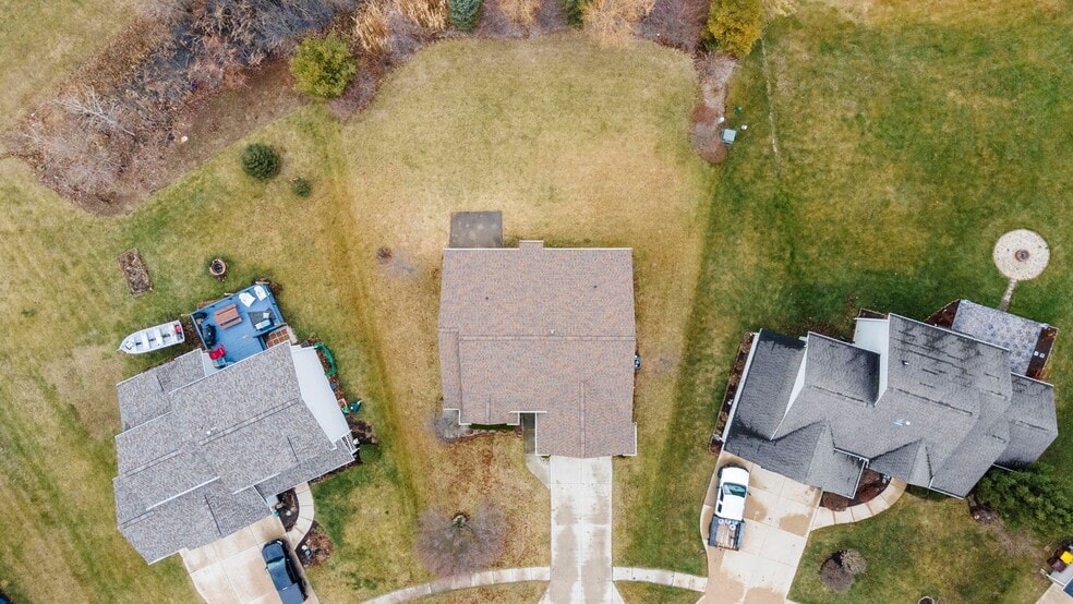 Building Photo - 3510 Flowing Brook Dr