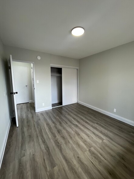 Building Photo - 3800 W 27th St