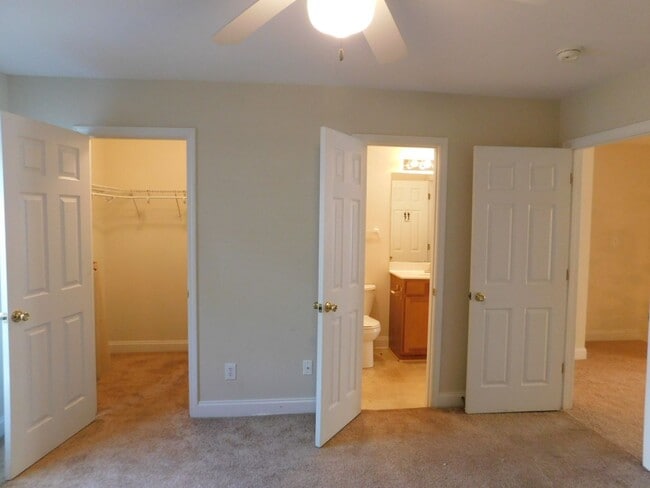 Building Photo - Nice Townhome in Havelock