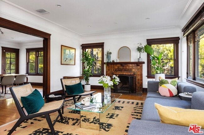 Building Photo - 5850 Foothill Dr