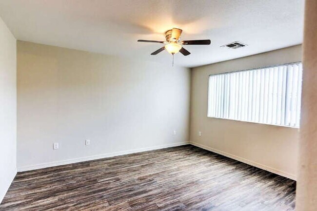 Building Photo - Rancho Sahuarita....$800.00 OFF FIRST FULL MONTH'S RENT!!!