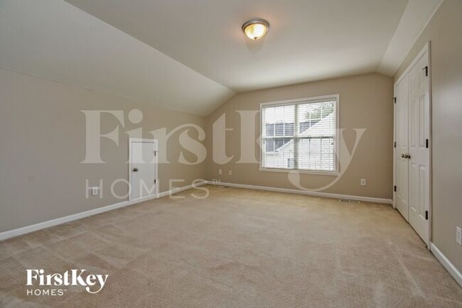 Building Photo - 455 Mallard View Ln