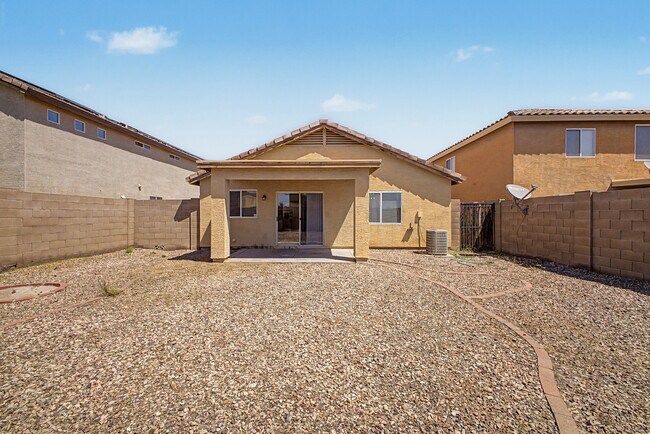 Building Photo - 22285 W La Pasada Blvd