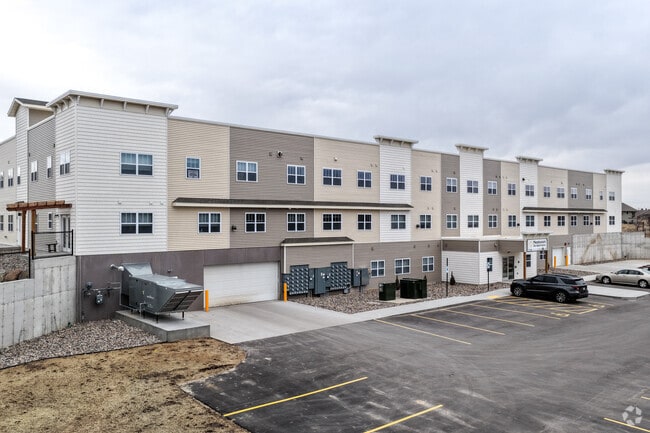Building Photo - Meadowlark Eco Apartments
