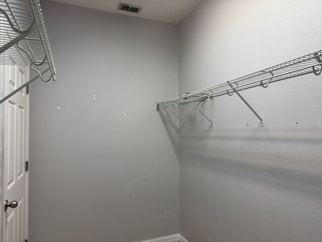 Building Photo - Single Family Home in Clermont