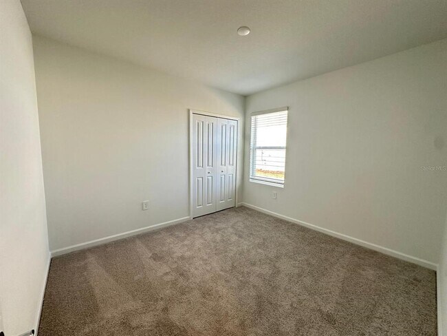 Building Photo - 5636 Lemon Grass St