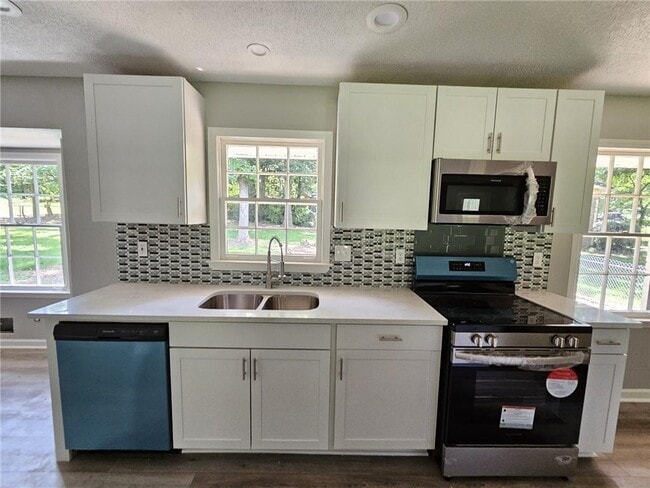 Building Photo - 999 Braselton Hwy