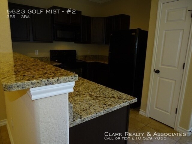 Building Photo - 5623 Golf Mist #2, San Antonio, TX. 78244