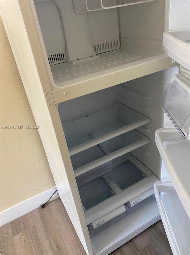 Building Photo - 1111 SW 2nd St