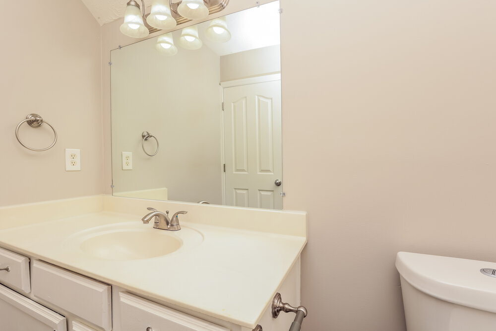 Building Photo - 145 Grovedale Trace