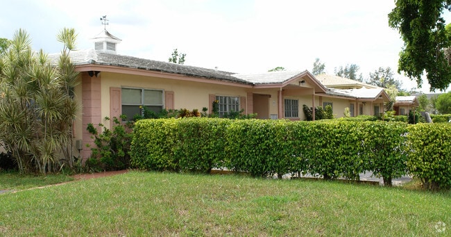 Building Photo - 8430 NW 40th St