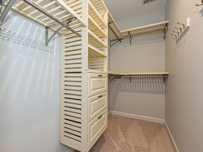 Building Photo - Stylish Condo Living with Open Concept, Garage & Outdoor Space