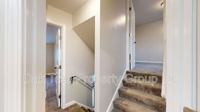 Building Photo - 2377 Downer Ave