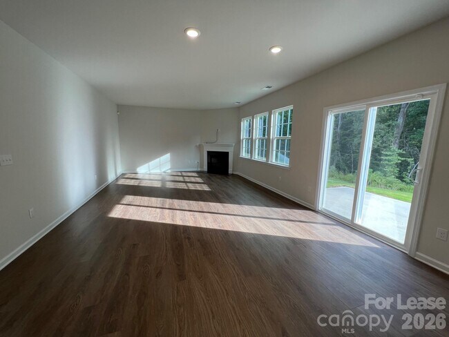 Building Photo - 194 Tackle Box Dr