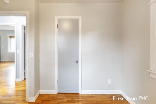 Building Photo - Updated 3 Bedroom Home